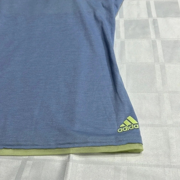 ADIDAS. Women tank top,NWT,workout, blue ,racerback,built in bra,logo,gym,resort - Picture 10 of 13